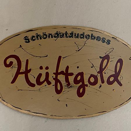 Hueftgold Schlafen & Wohnen Apartment Моншау Екстериор снимка