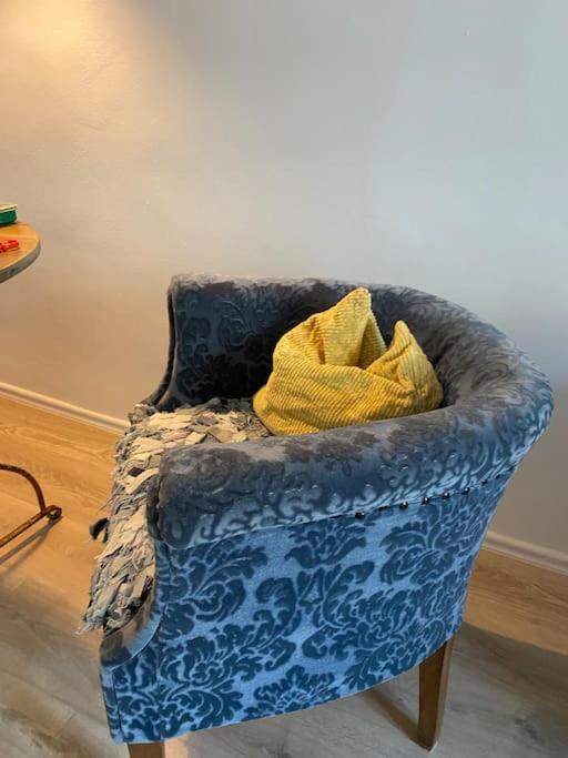 Hueftgold Schlafen & Wohnen Apartment Моншау Екстериор снимка